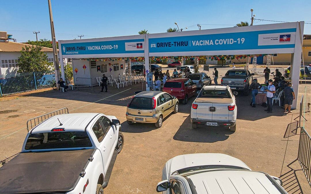 LEM: COVID-19; Vacinação para pessoas acima dos 38 anos nesta quarta-feira (28).