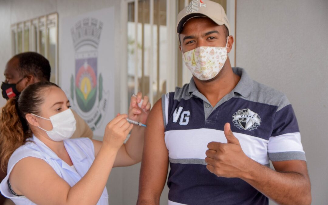 LEM: Confira quais doses da vacina contra o Covid-19 estarão disponíveis nesta terça-feira (19), no sistema Drive-Thru e no antigo PROMATI.